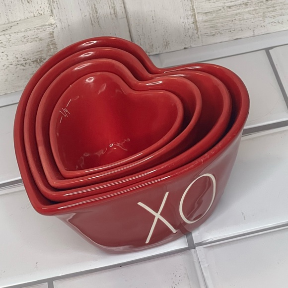 Rae Dunn Other - Rae Dunn Heart-Shaped Red Nesting measuring cups